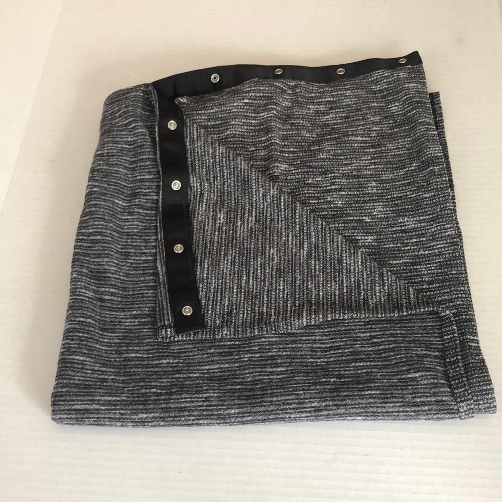 Lululemon Vinyasa Scarf